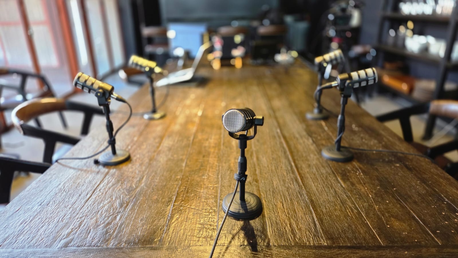 Estudio para grabar podcast audiovisual en San Isidro, Buenos Aires